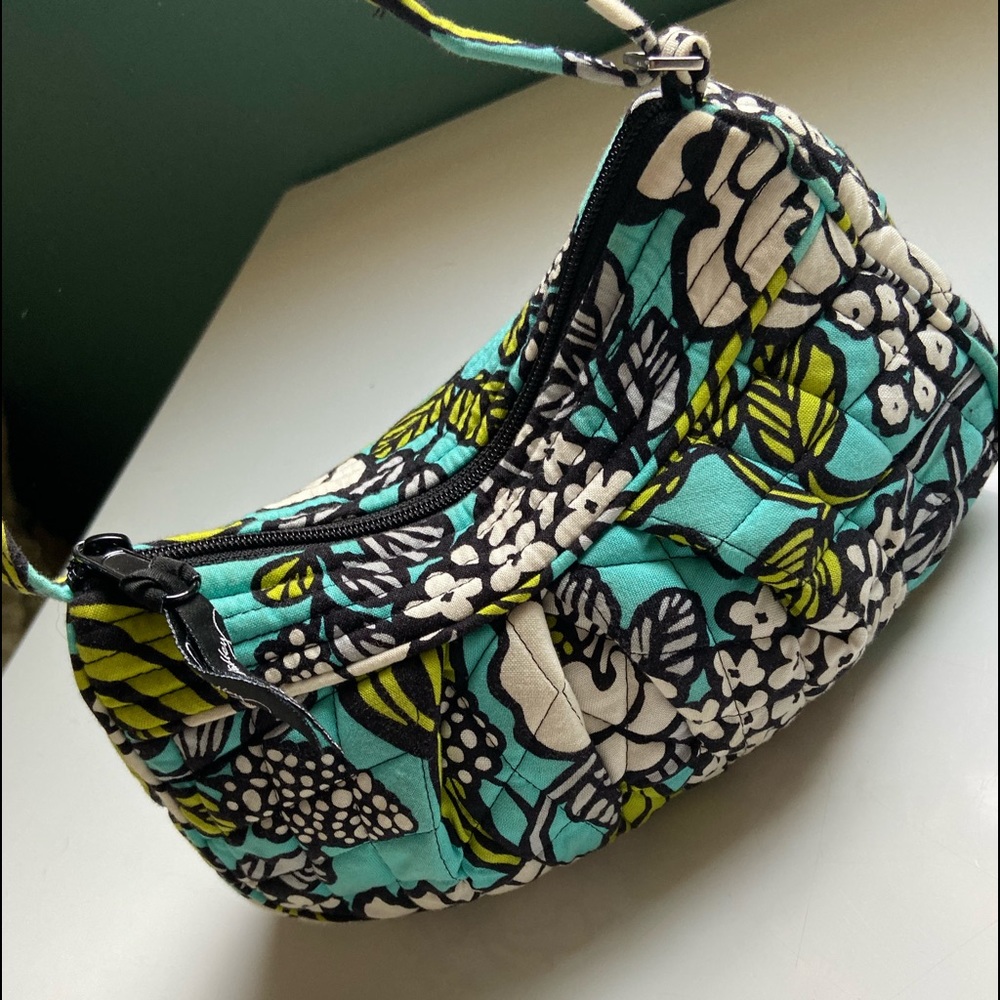 Vera Bradley cross body Discontinued print!